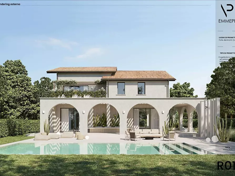Immagine 1 di Villa in vendita  a Forte Dei Marmi