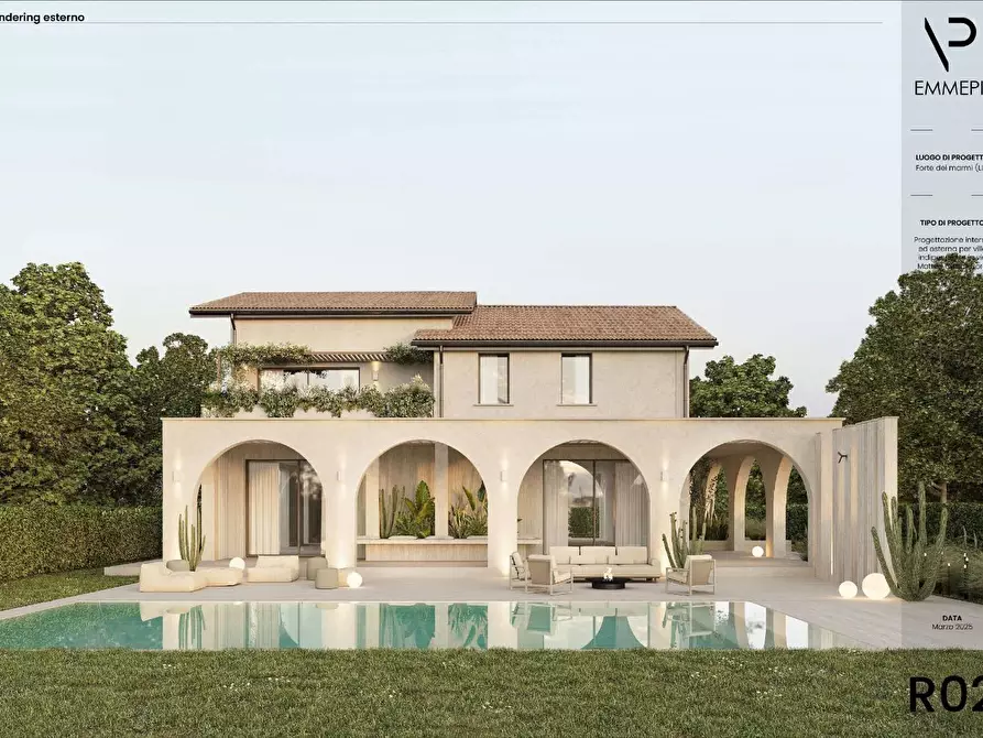 Immagine 2 di Villa in vendita  a Forte Dei Marmi