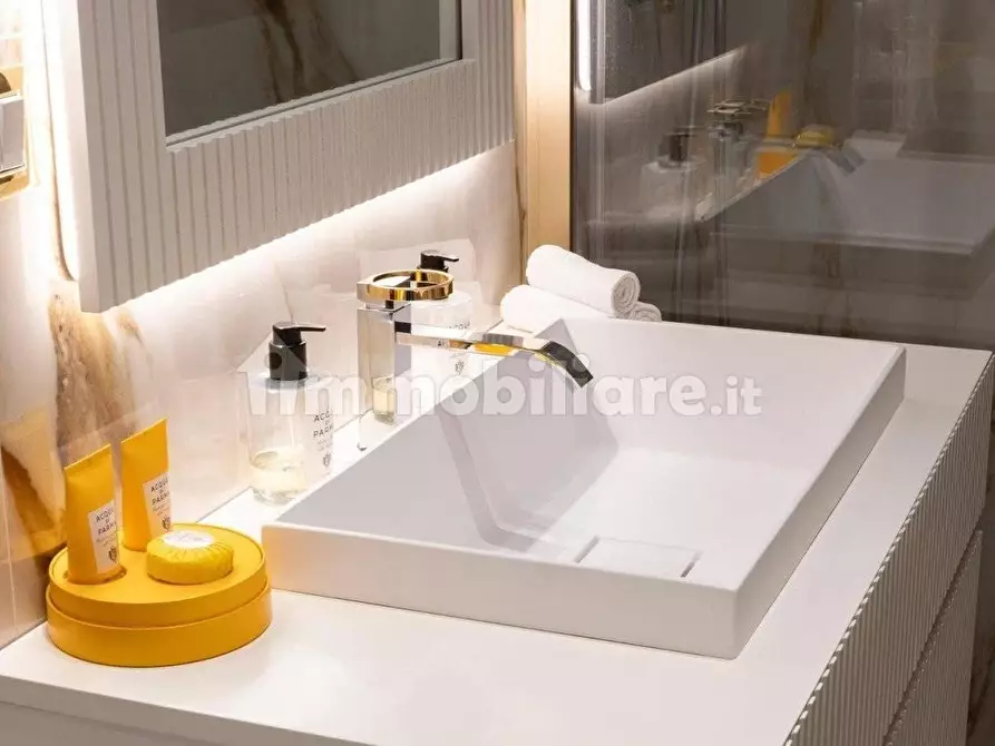 Immagine 9 di Villetta a schiera in vendita  a Forte Dei Marmi