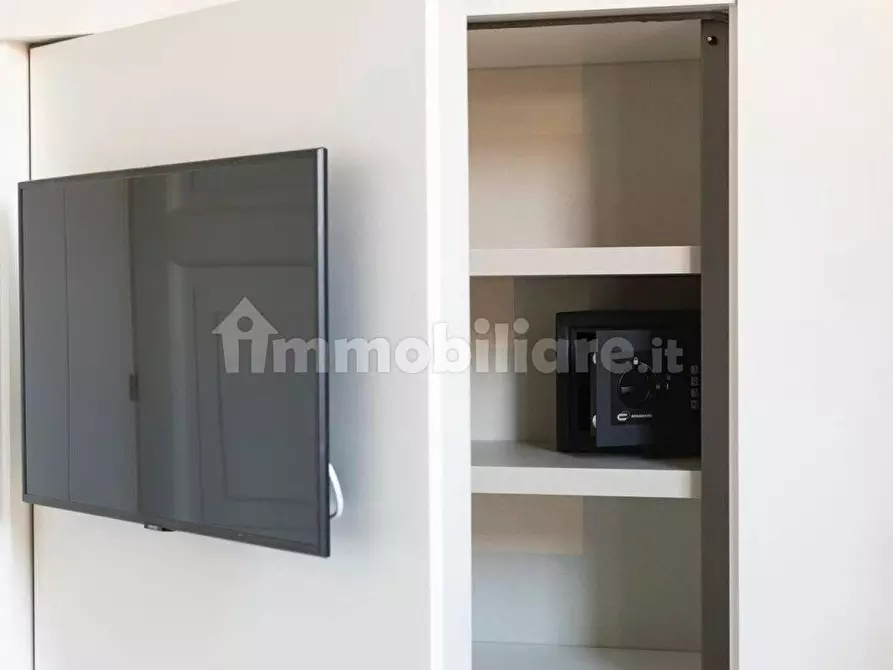 Immagine 23 di Villetta a schiera in vendita  a Forte Dei Marmi