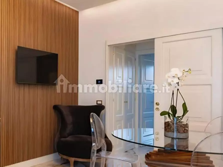 Immagine 5 di Villetta a schiera in vendita  a Forte Dei Marmi