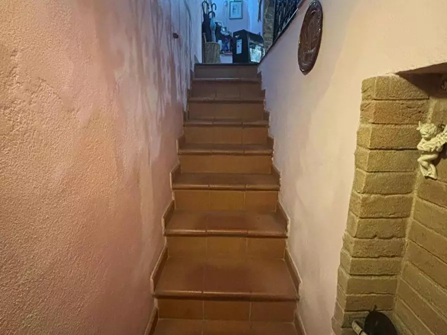 Immagine 2 di Appartamento in vendita  a Peccioli