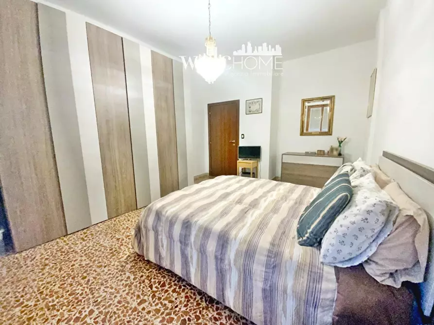 Immagine 28 di Appartamento in vendita  a Campi Bisenzio