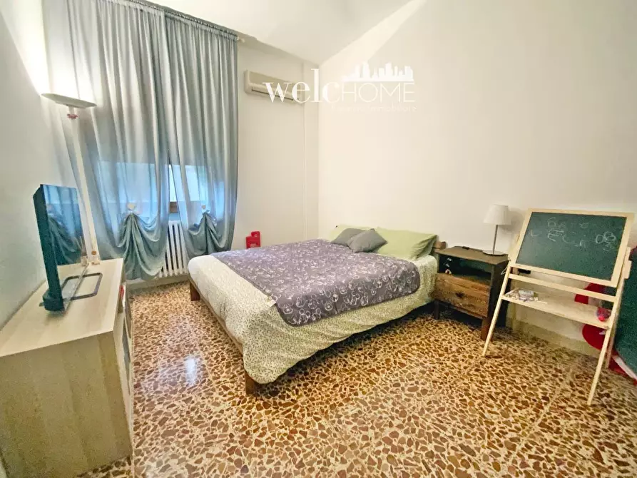 Immagine 13 di Appartamento in vendita  a Campi Bisenzio