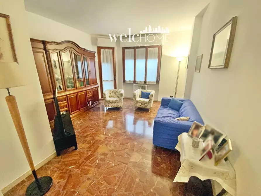 Immagine 3 di Appartamento in vendita  a Campi Bisenzio