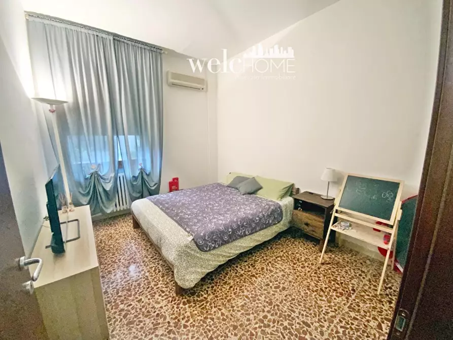 Immagine 29 di Appartamento in vendita  a Campi Bisenzio