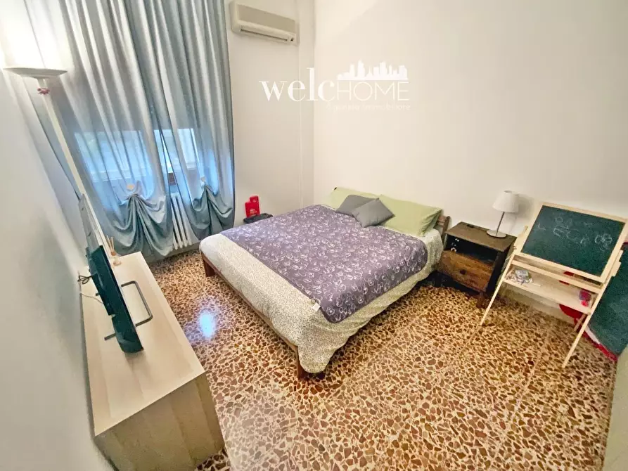 Immagine 30 di Appartamento in vendita  a Campi Bisenzio