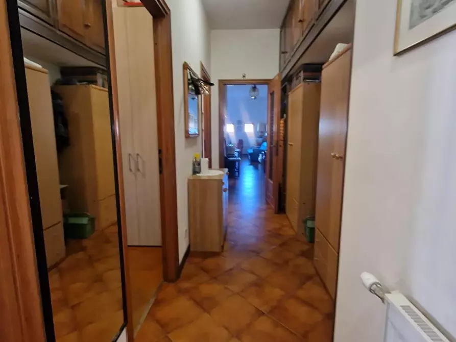 Immagine 10 di Appartamento in vendita  a Carrara