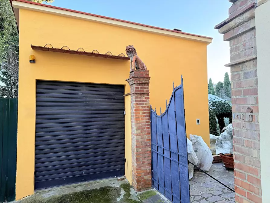 Immagine 6 di Villa in vendita  a Chianni