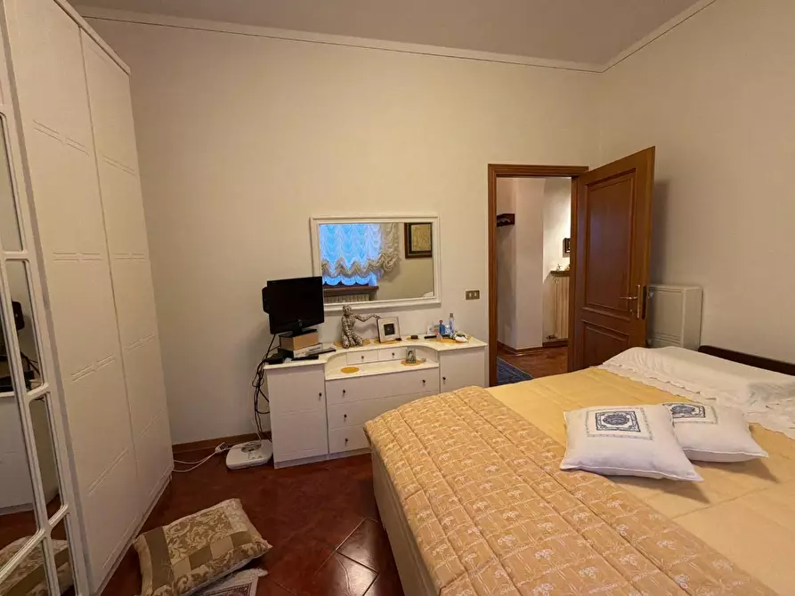 Immagine 47 di Villa in vendita  a Chianni