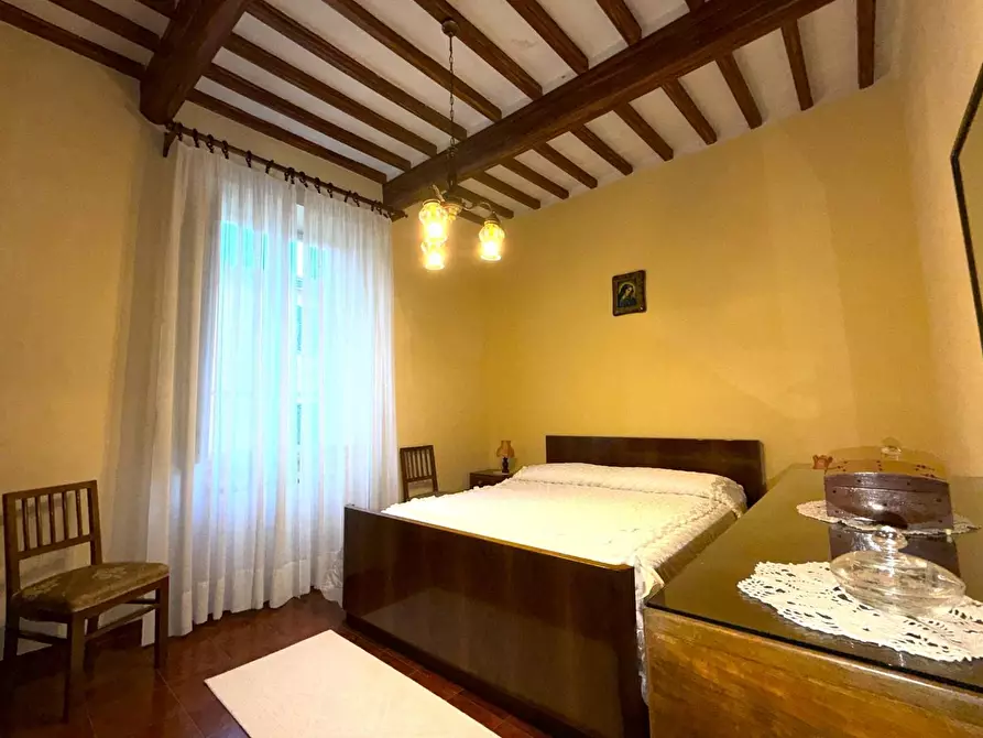 Immagine 28 di Villa in vendita  a Chianni