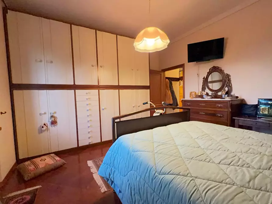 Immagine 53 di Villa in vendita  a Chianni