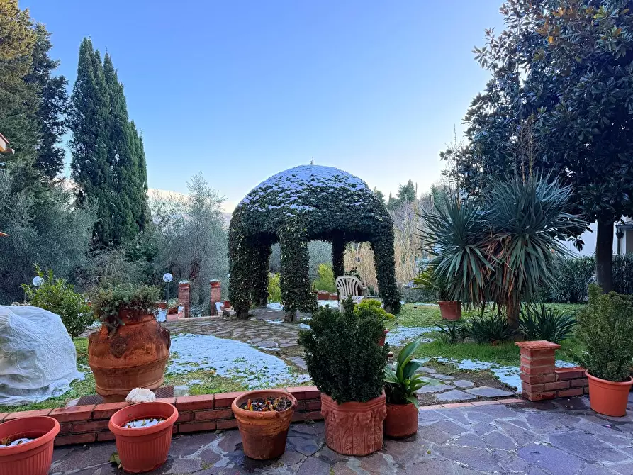 Immagine 7 di Villa in vendita  a Chianni