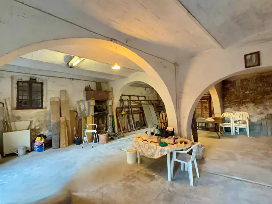 Immagine 57 di Villa in vendita  a Chianni