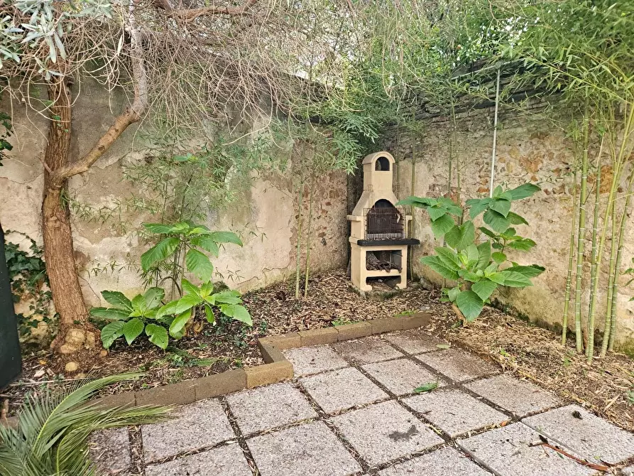 Immagine 2 di Appartamento in vendita  a Livorno