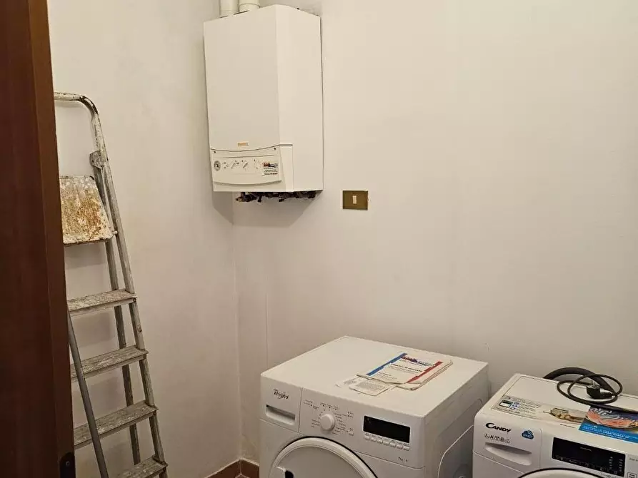 Immagine 13 di Appartamento in vendita  a Livorno