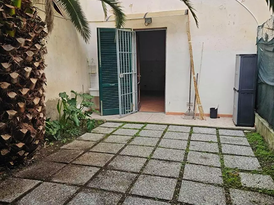 Immagine 3 di Appartamento in vendita  a Livorno