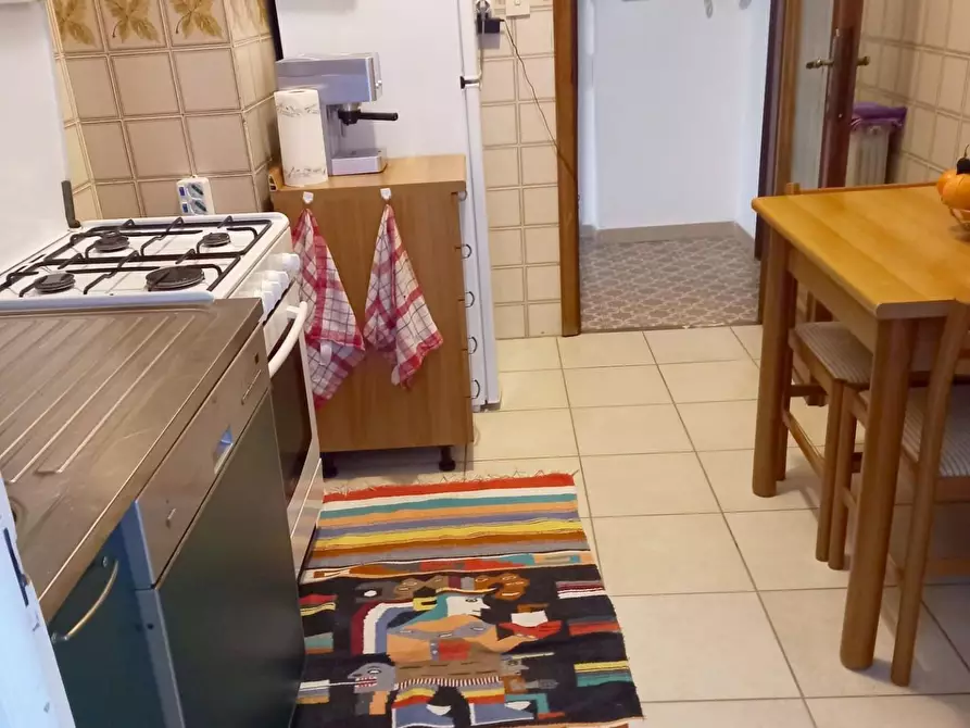 Immagine 5 di Appartamento in vendita  a Viareggio