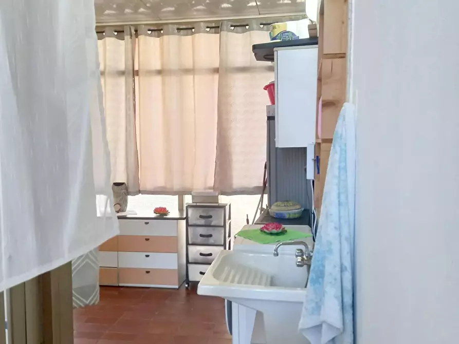 Immagine 6 di Appartamento in vendita  a Viareggio