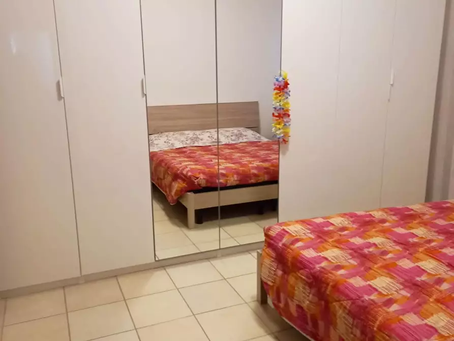 Immagine 13 di Appartamento in vendita  a Viareggio