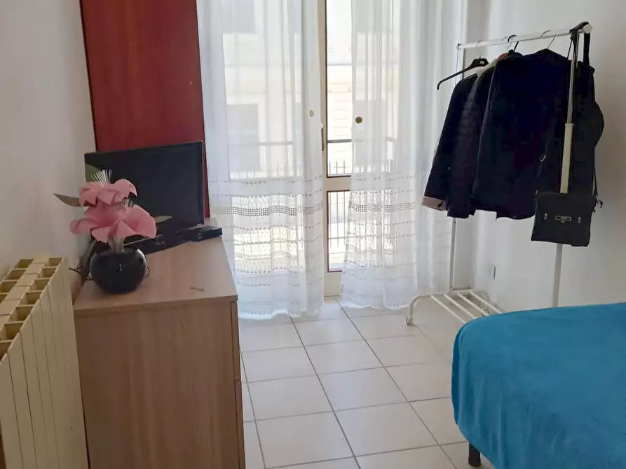 Immagine 11 di Appartamento in vendita  a Viareggio