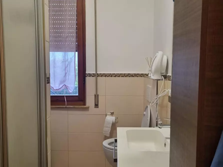 Immagine 9 di Mansarda in vendita  a Colle Di Val D'elsa