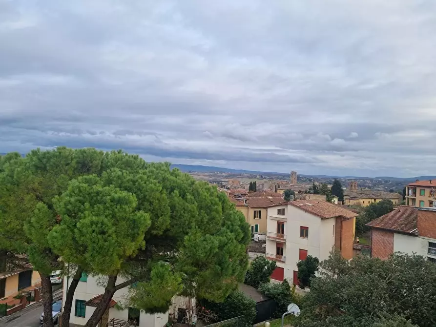 Immagine 28 di Mansarda in vendita  a Colle Di Val D'elsa