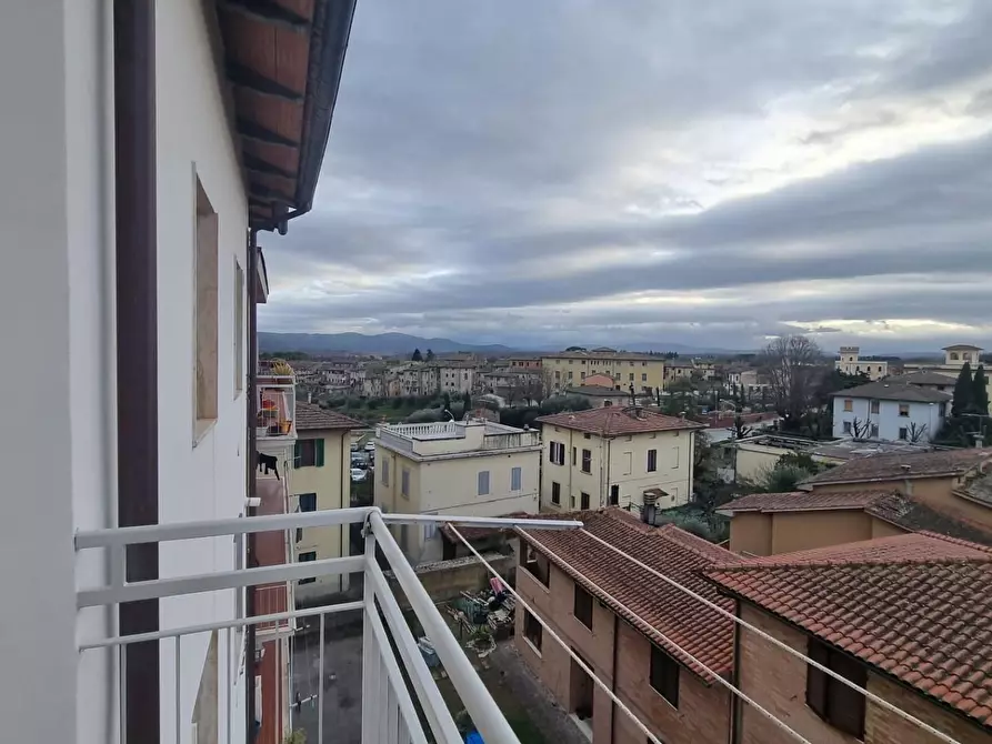 Immagine 20 di Mansarda in vendita  a Colle Di Val D'elsa