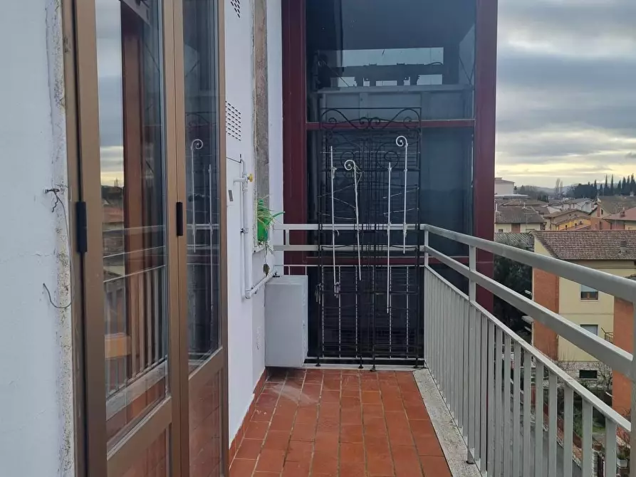 Immagine 32 di Mansarda in vendita  a Colle Di Val D'elsa