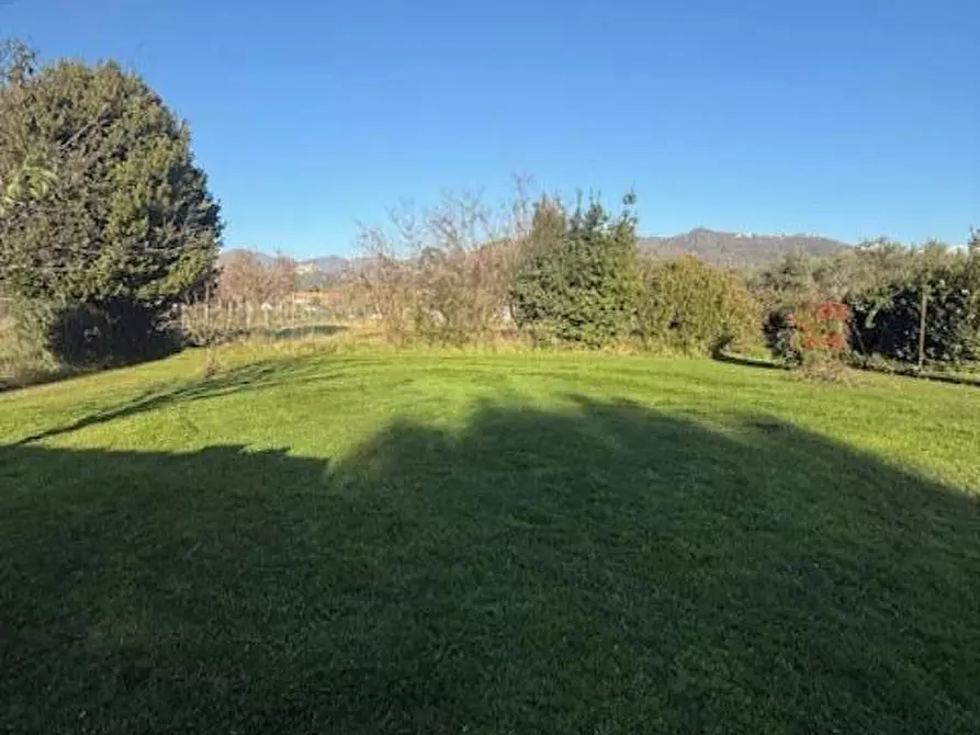 Immagine 4 di Casa bifamiliare in vendita  a Carrara