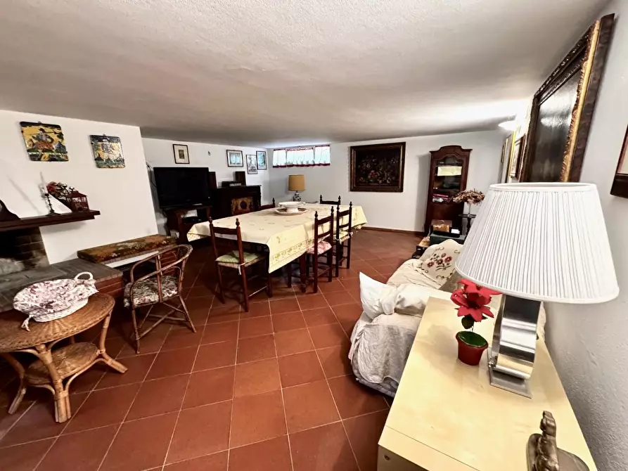 Immagine 51 di Villa in vendita  a San Giuliano Terme