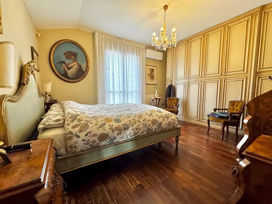 Immagine 44 di Villa in vendita  a San Giuliano Terme