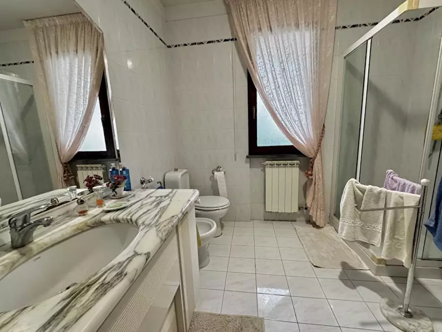 Immagine 33 di Villa in vendita  a San Giuliano Terme