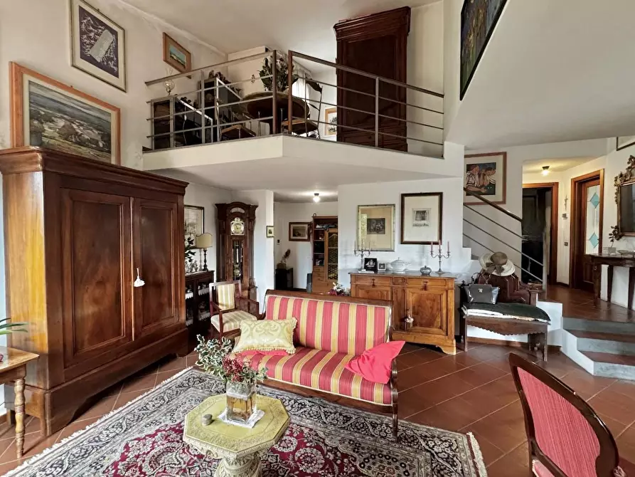 Immagine 19 di Villa in vendita  a San Giuliano Terme