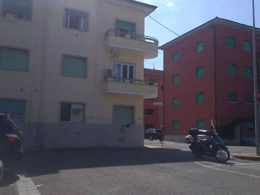 Immagine 3 di Appartamento in vendita  a Pontedera