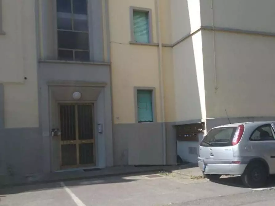 Immagine 1 di Appartamento in vendita  a Pontedera