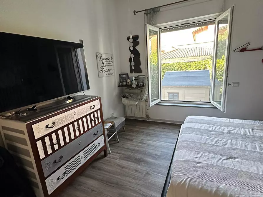 Immagine 9 di Porzione di casa in vendita  a Campiglia Marittima