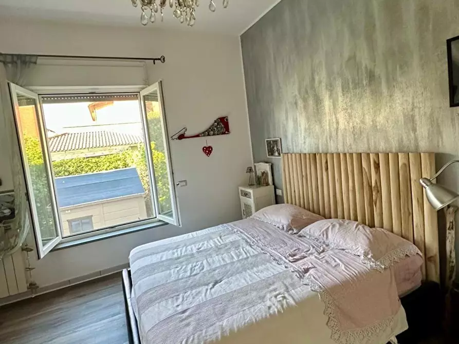 Immagine 8 di Porzione di casa in vendita  a Campiglia Marittima