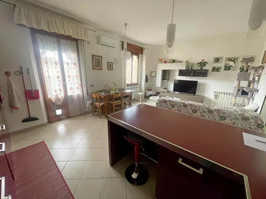 Immagine 2 di Appartamento in vendita  a Poggibonsi