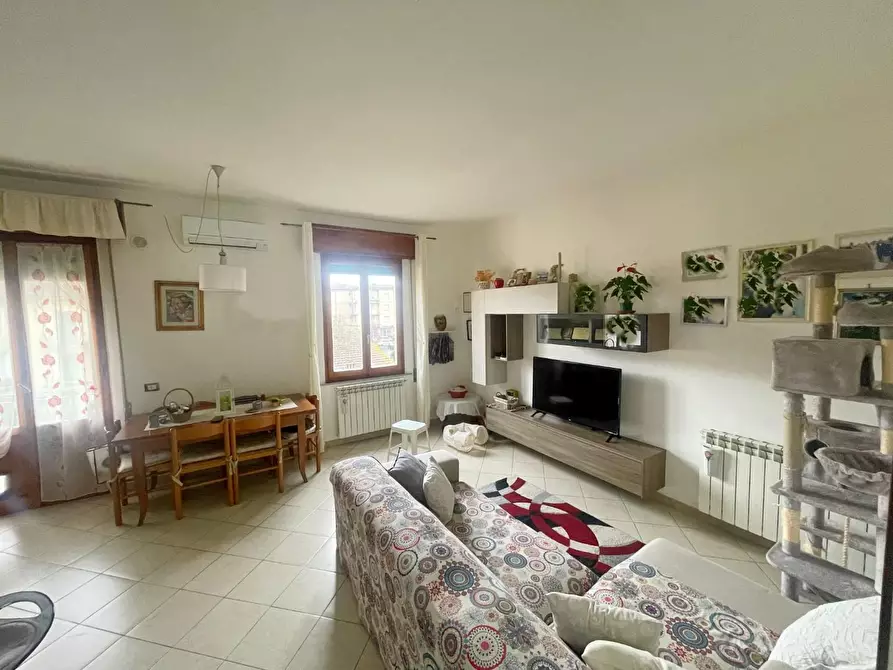 Immagine 1 di Appartamento in vendita  a Poggibonsi