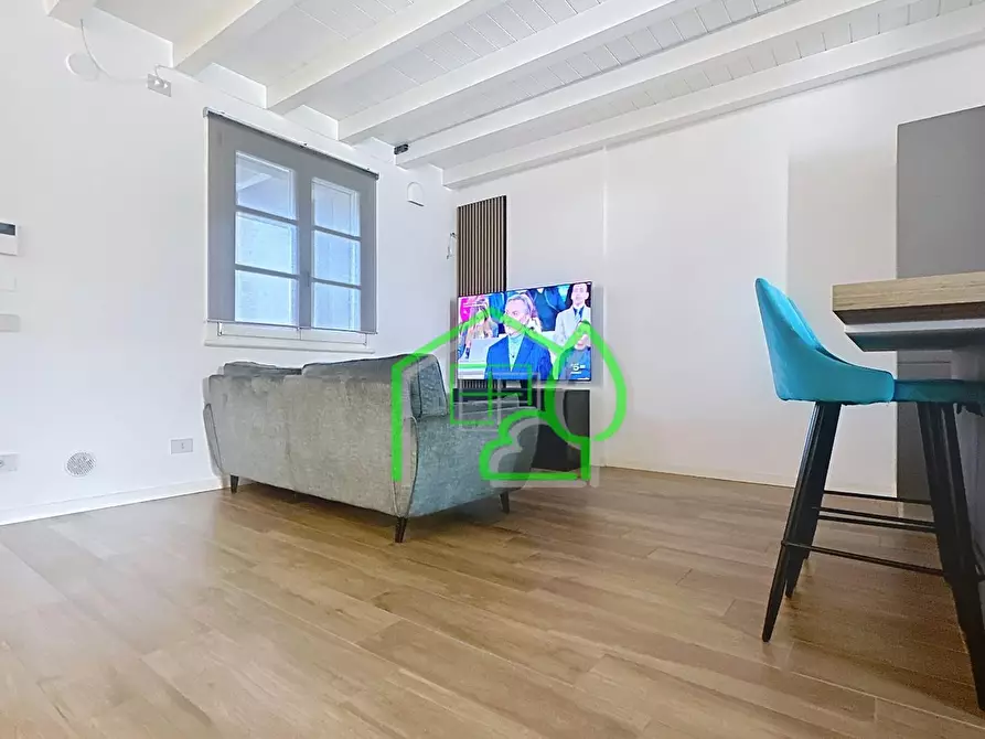 Immagine 14 di Villetta a schiera in vendita  a Viareggio