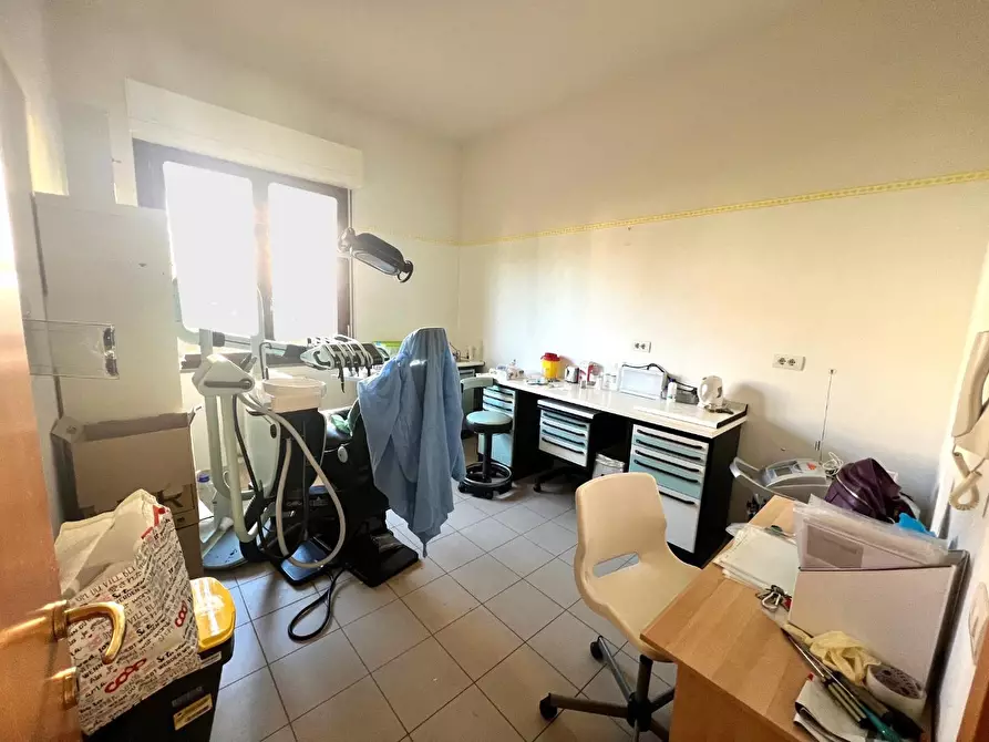 Immagine 5 di Ufficio in vendita  a Montelupo Fiorentino
