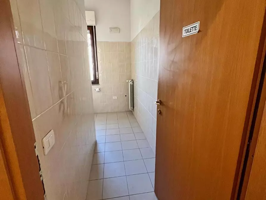 Immagine 7 di Ufficio in vendita  a Montelupo Fiorentino