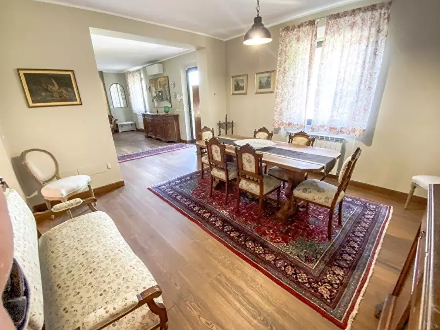 Immagine 16 di Villa in vendita  a Camaiore