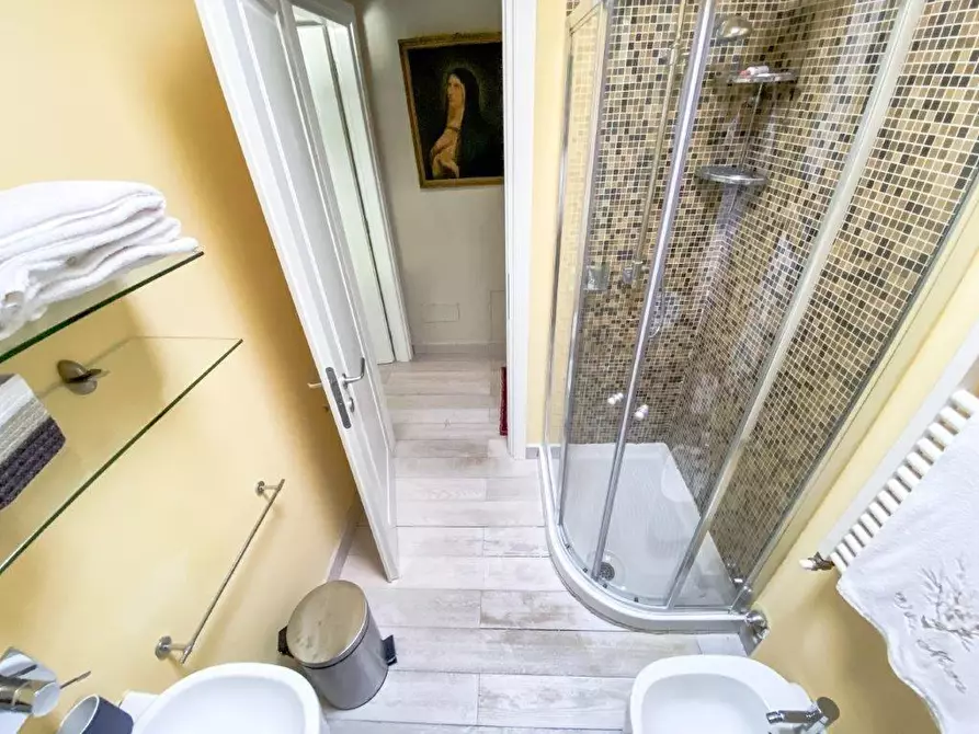 Immagine 27 di Villa in vendita  a Camaiore