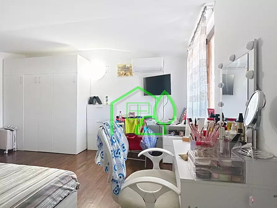 Immagine 24 di Villetta a schiera in vendita  a Viareggio