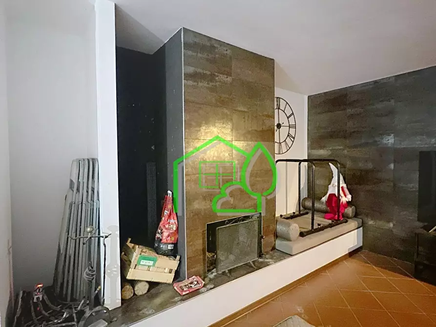 Immagine 9 di Villetta a schiera in vendita  a Viareggio