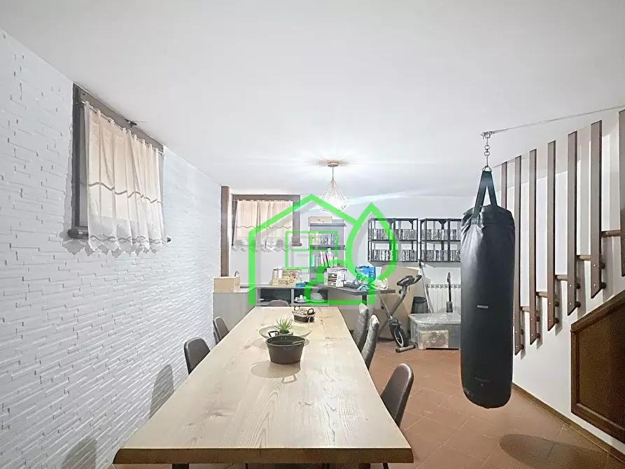 Immagine 12 di Villetta a schiera in vendita  a Viareggio