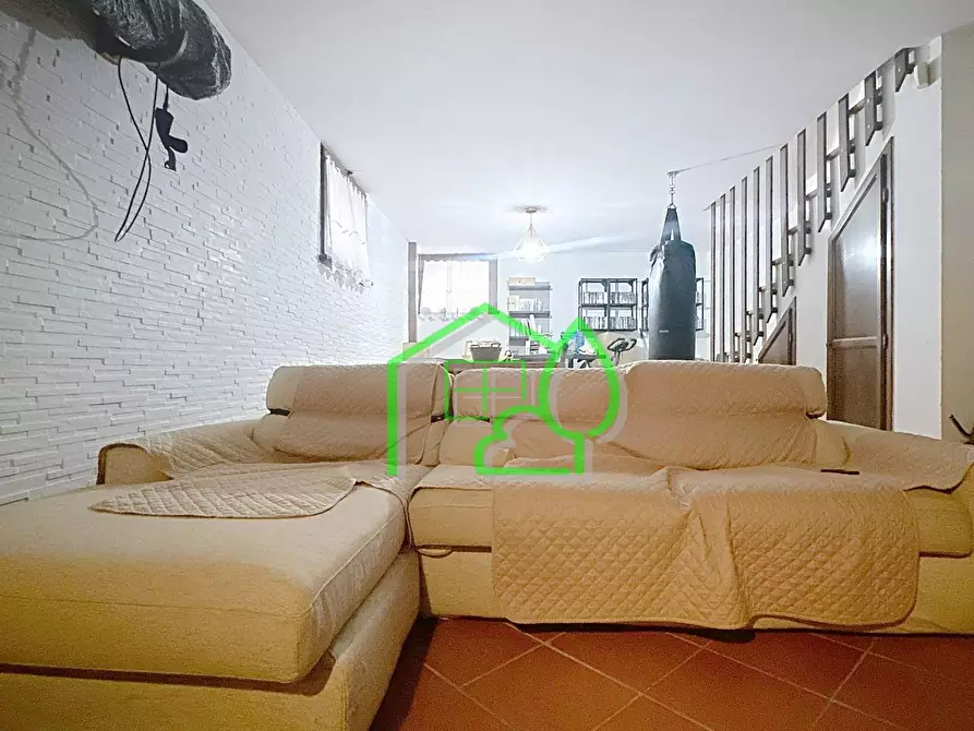 Immagine 11 di Villetta a schiera in vendita  a Viareggio