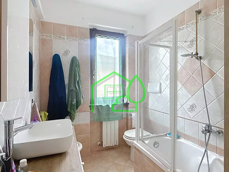 Immagine 20 di Villetta a schiera in vendita  a Viareggio